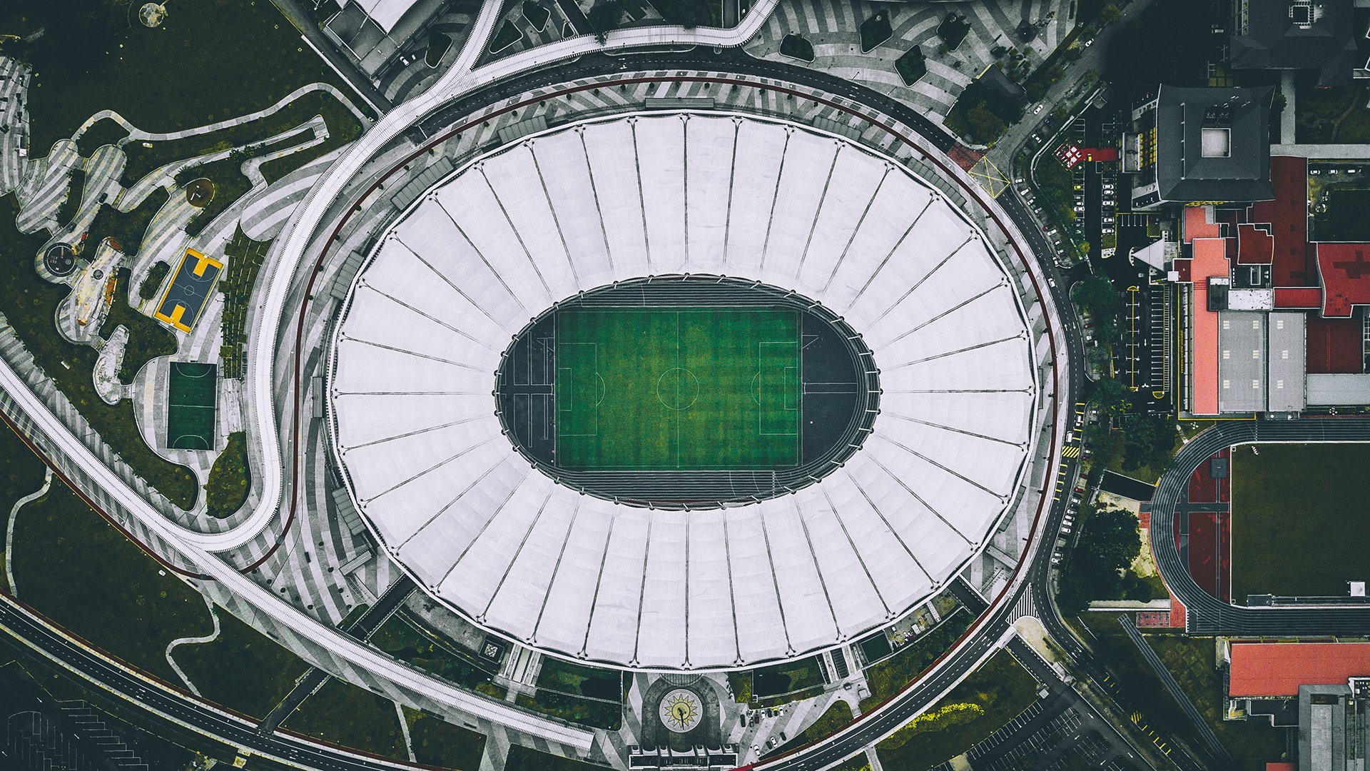 2026世界杯-跨界巅峰对决，德罗巴绿茵争锋，Uzi电竞激战加拿大，比分胶着悬念迭起